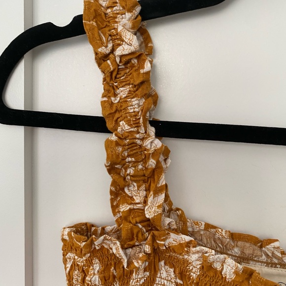 Universal Thread Top - Picture 3 of 5